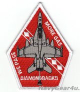 画像: VFA-102 DIAMONDBACKS WE PASS MORE GASタンカーロールショルダーパッチ（ベルクロ有無）